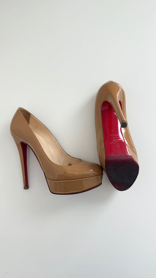 Christian Louboutin Biege Patent Leather Bianca Pumps